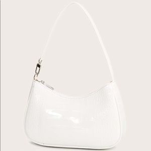 White croc shoulder bag🦋